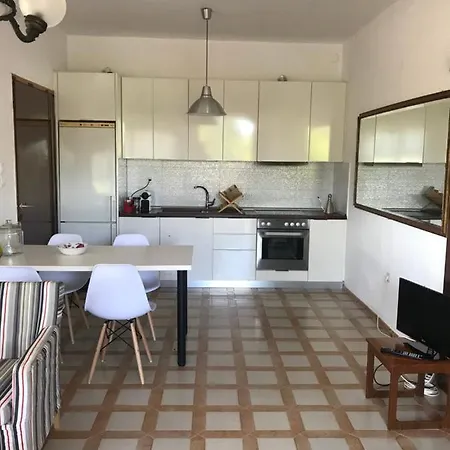 Daddy's Sea View House * 네아 이라클리아