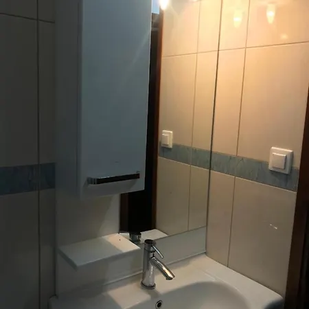 Daddy's Sea View House *